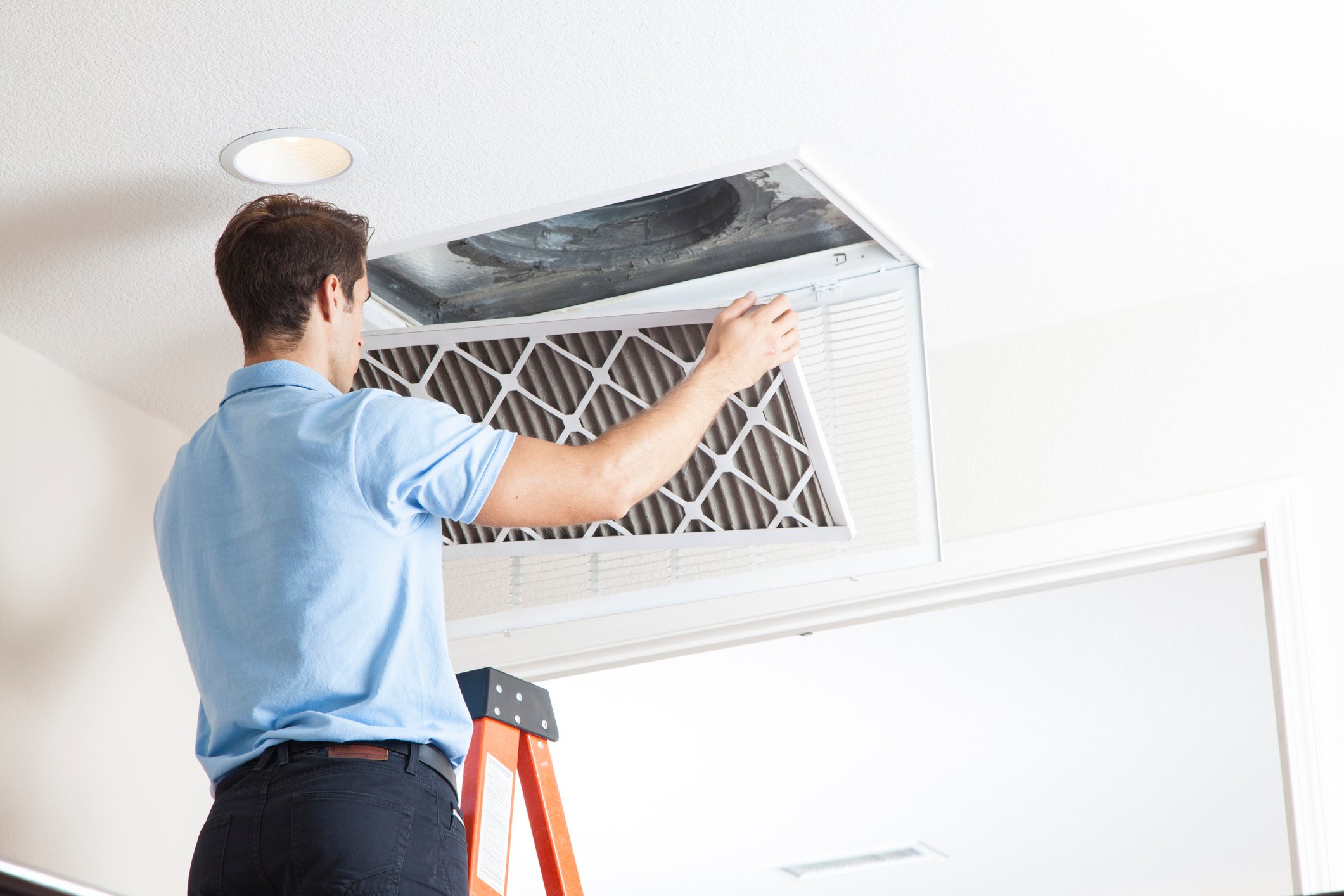 How Regular Duct Cleaning Can Benefit Your Workplace