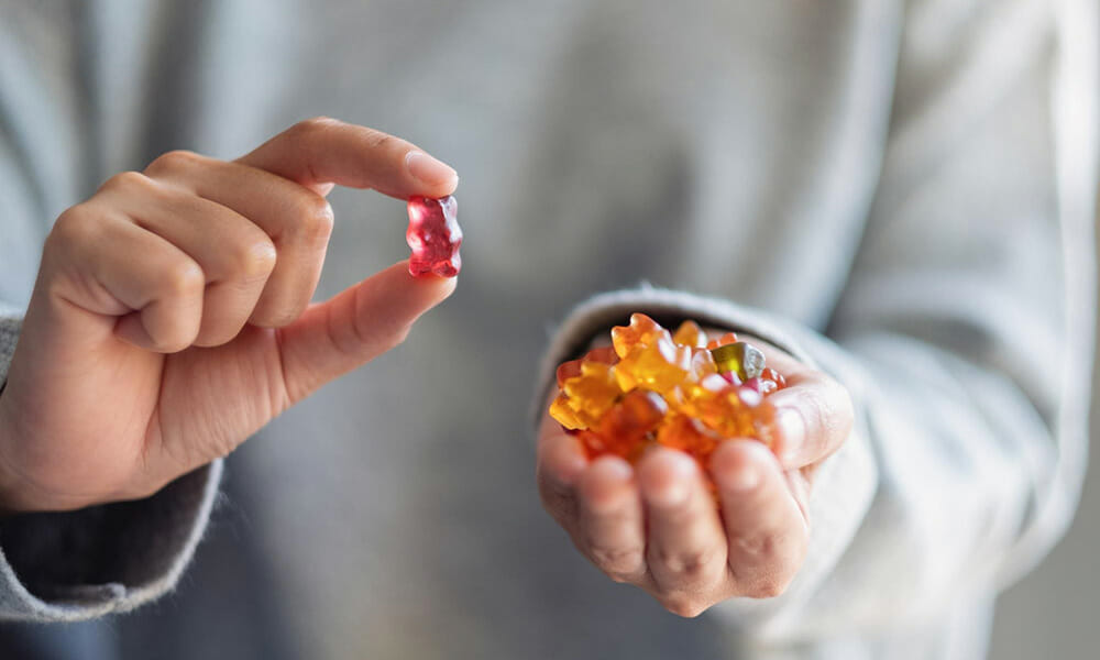 CBD Gummies Provide Natural Relief from Headaches and Mi-graines